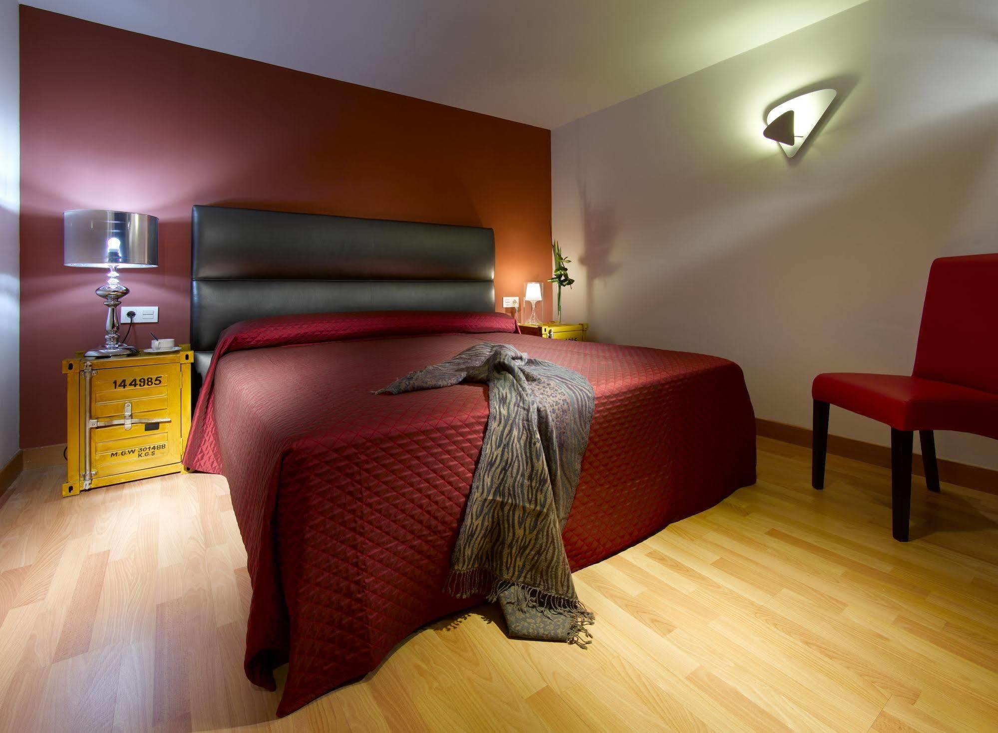 ברצלונה Castro Exclusive Residences Sant Pau מראה חיצוני תמונה